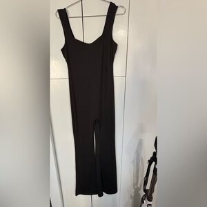 Fashion Nova Black Sleeveless Square-Neck Jumpsuit